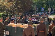 Uroczystości pochówku majora Feliksa Kozubowskiego i dwóch nieznanych żołnierzy w Sochaczewie