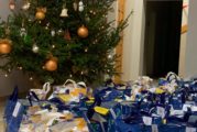 Święty Mikołaj z prezentami odwiedzi  potrzebujących mieszkańców Gminy Młodzieszyn