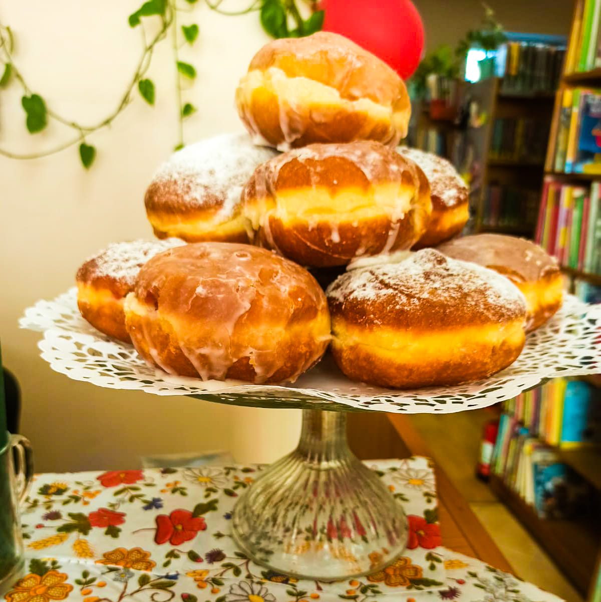 Dziś pączek to... obowiązek!