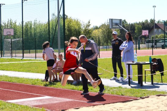 mistrzostwa powiatu w trójboju 11.05.23 Młodzieszyn (13)