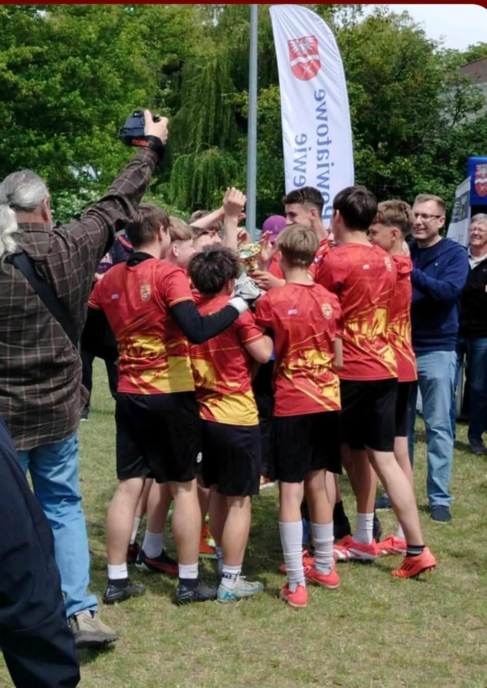 497872109_122158183406564163_4719688337103631952_n