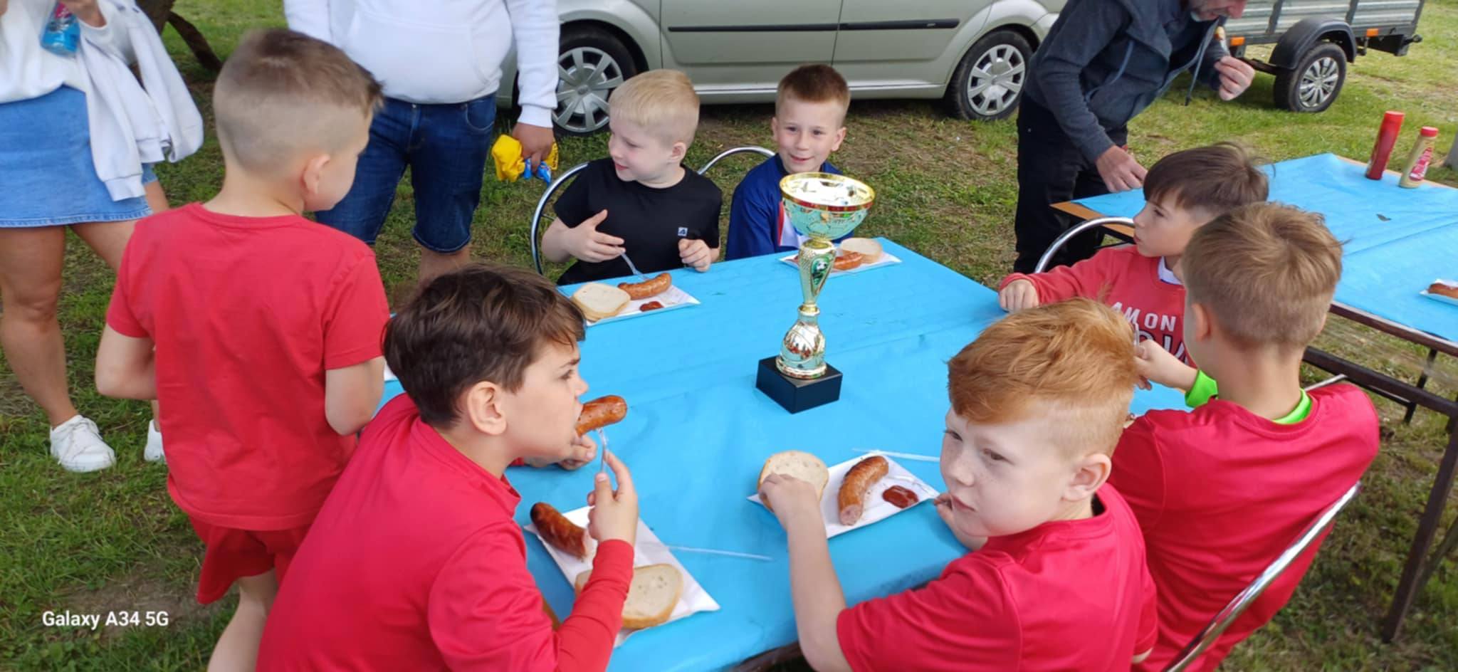 499154223_122158145276564163_2634301253166938150_n