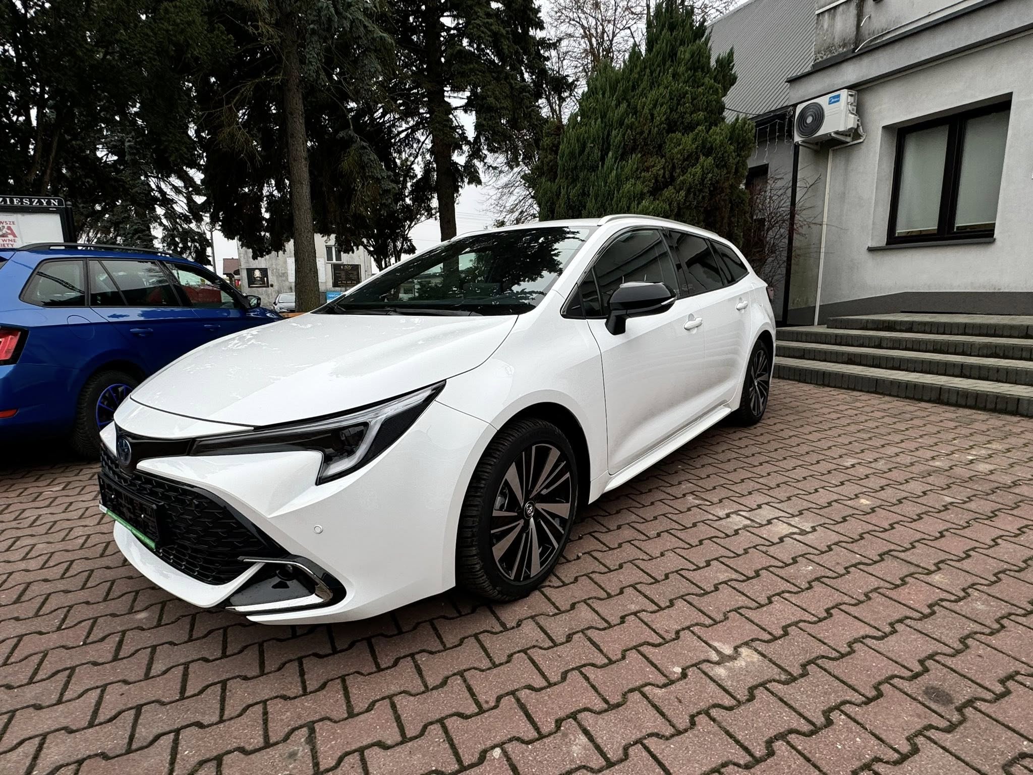 Nowy samochód dla Gminy Młodzieszyn w ramach projektu „Mazowsze bez smogu”