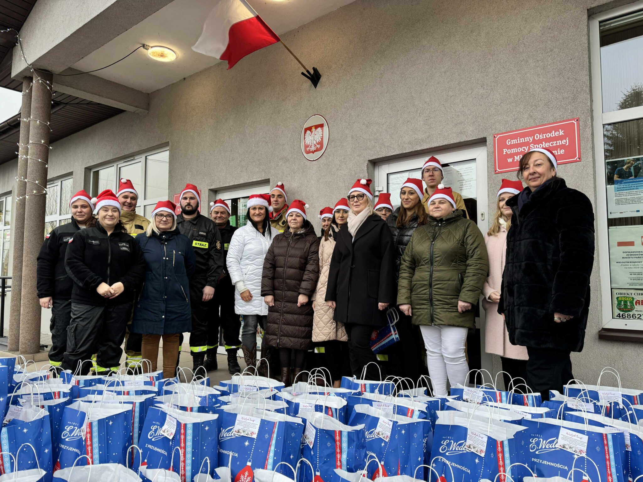 Paczki świąteczne dla Mieszkańców gminy Młodzieszyn