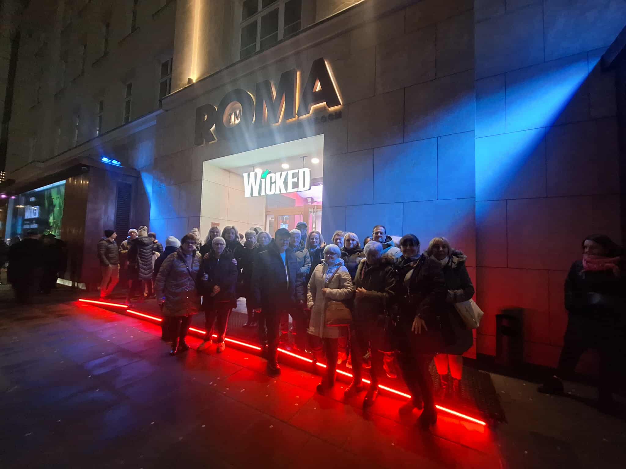 Mieszkańcy gminy Młodzieszyn na muzyczno-tanecznym show „Hello Roxette”