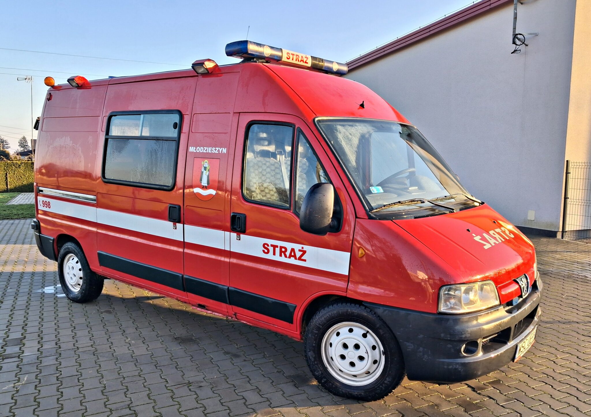 Sprzedaż mienia ruchomego - samochód specjalny, pożarniczy Peugeot Boxer