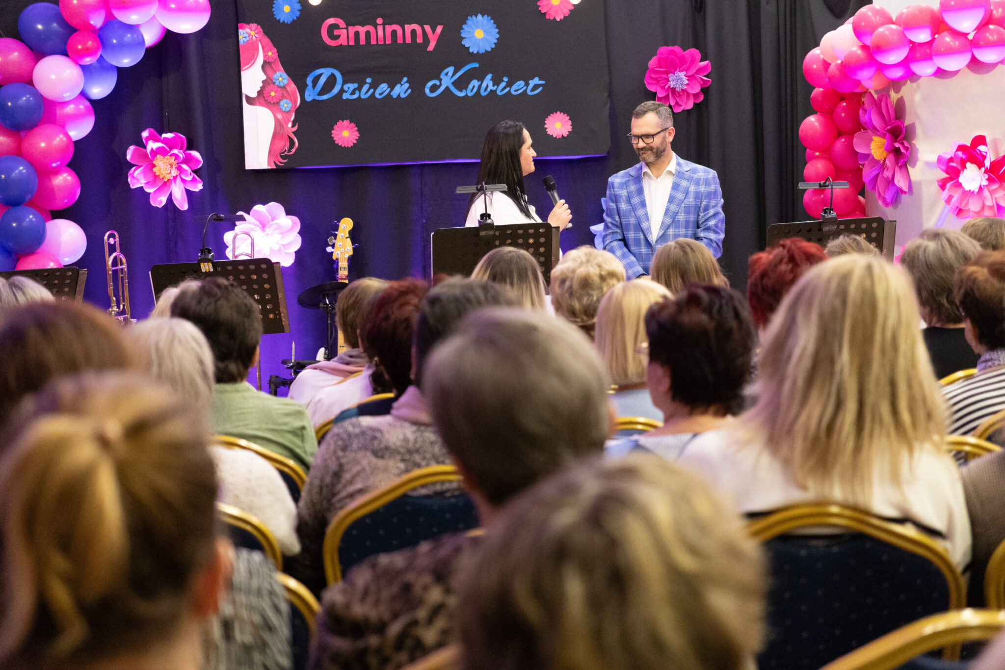 Dzień Kobiet w Gminie Młodzieszyn – wieczór pełen muzyki, inspiracji i kobiecej energii