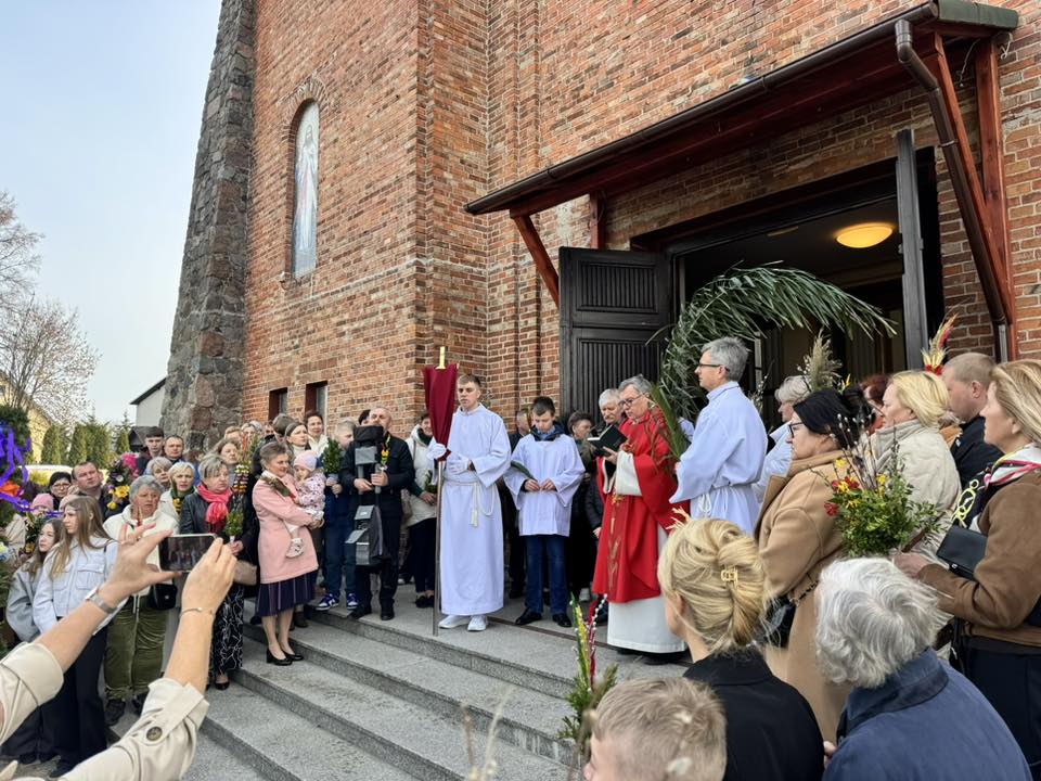 658698696_2739626119763386_4766204289908899147_n