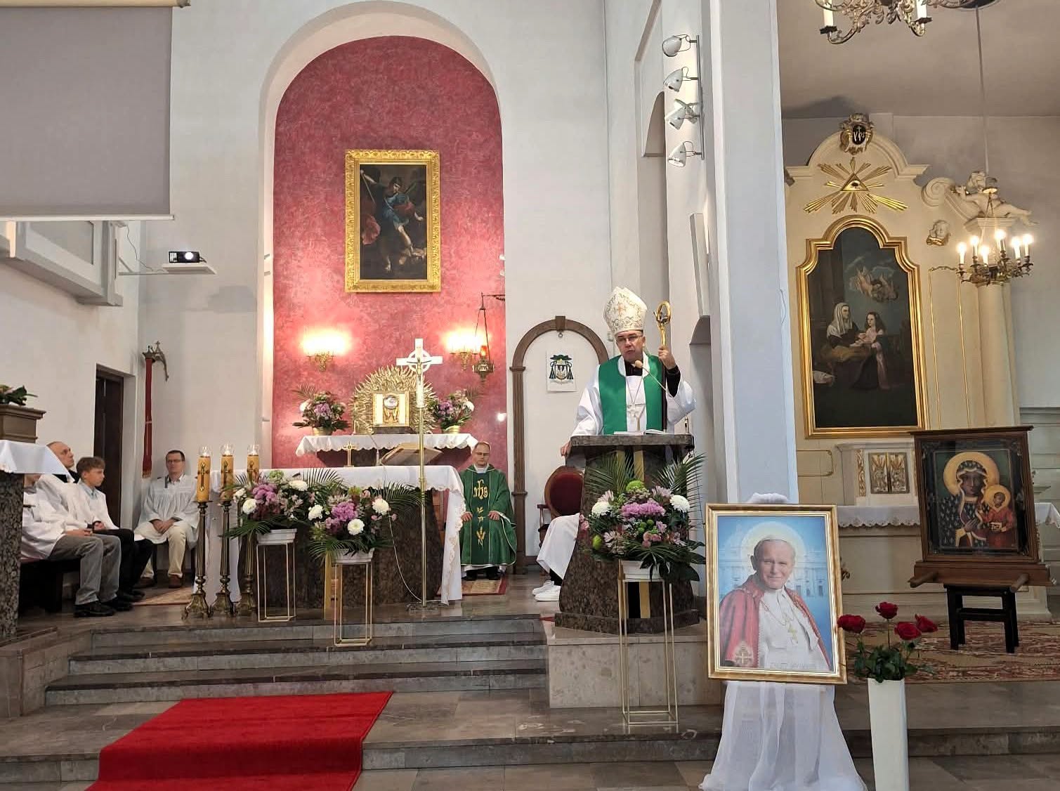 Wizytacja kanoniczna Biskupa Wojciecha Osiala w Parafii Świętego Michała Archanioła w Kamionie